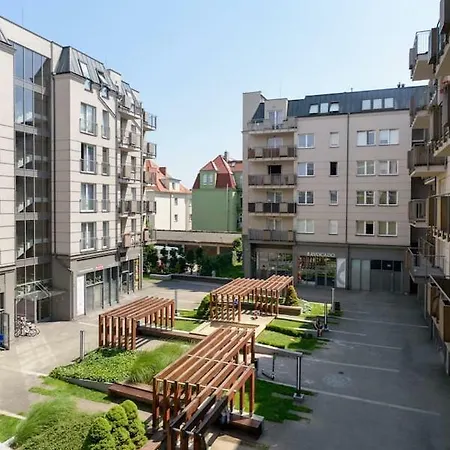 Dabrowskiego アパート *