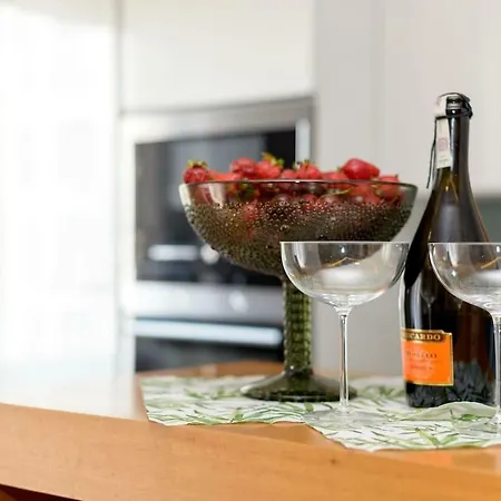 Dabrowskiego דירה